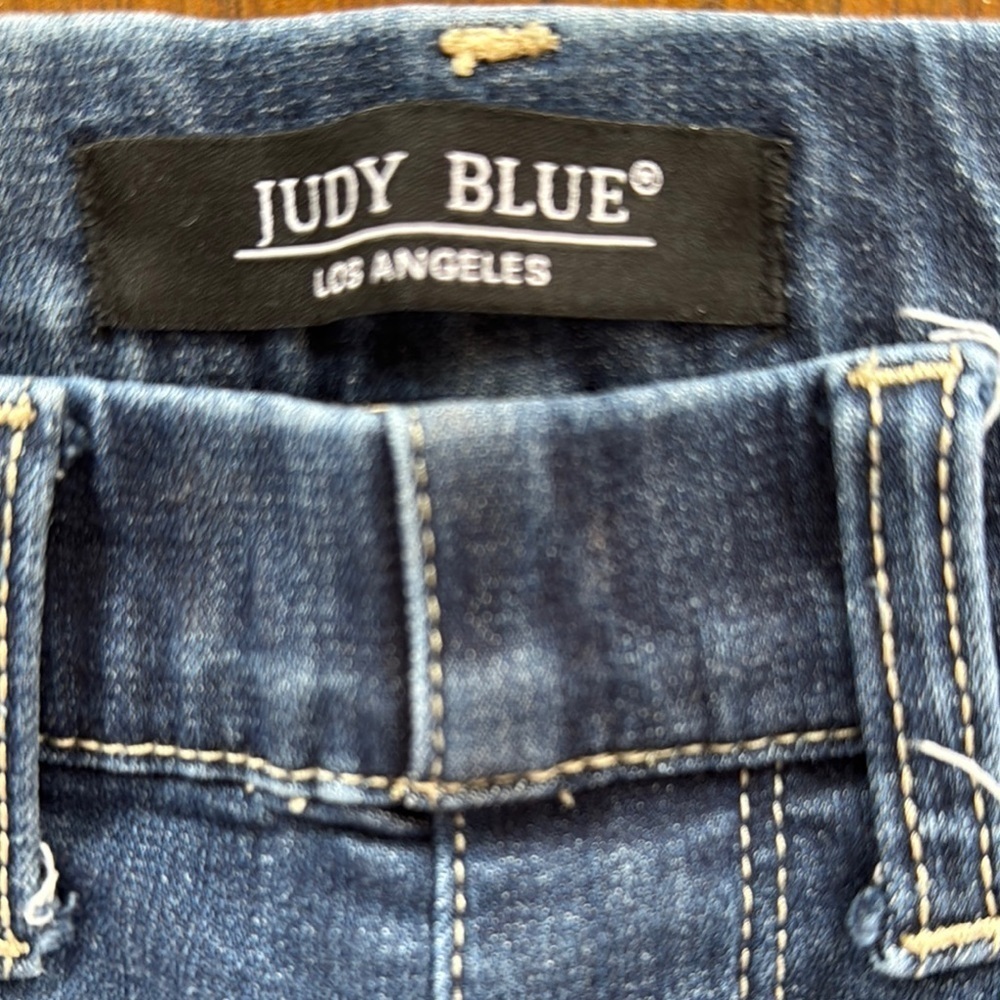 Judy Blue Pull On Denim Shorts size Small - Picture 4 of 4